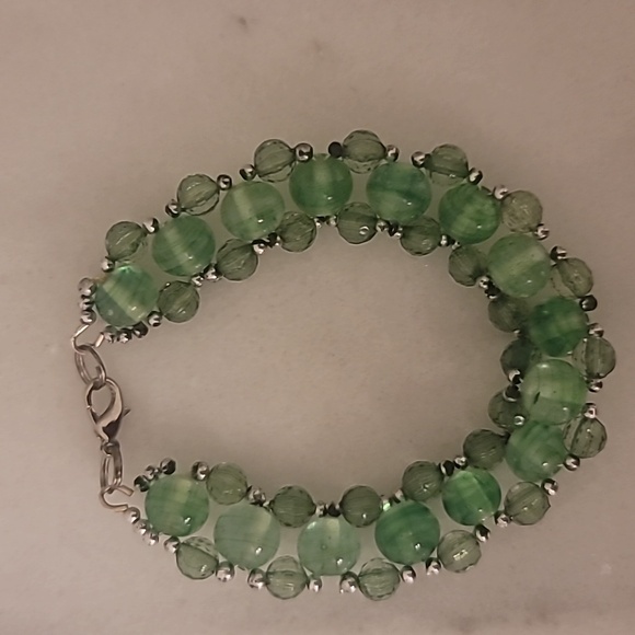 ✨ Handmade Green Bead Bracelet - 7 1/2 Inches ✨ - Picture 1 of 9